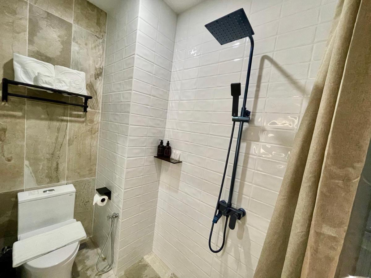 Wesley Hotel Bukit Mertajam Bagian luar foto